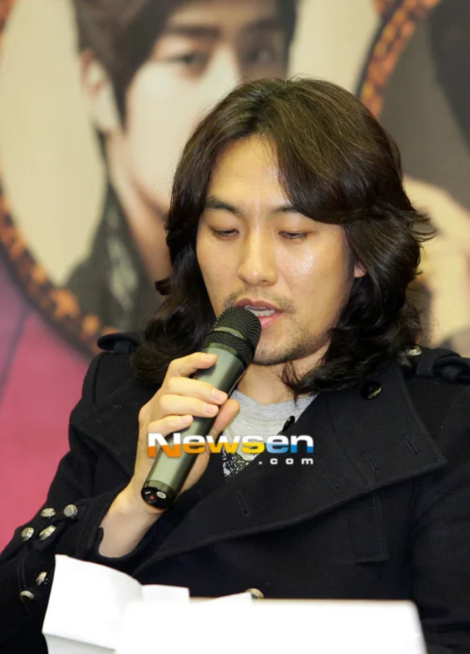 Điều tra khẩn ca sĩ nổi tiếng tham gia đường dây lừa đảo đa cấp 3736 tỷ- Ảnh 1.