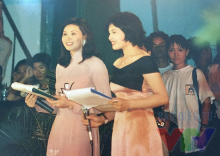 BTV 10 năm dẫn Thời sự VTV từng là Á hậu Hà Nội, mỹ nhân ảnh lịch bao người mê- Ảnh 3.