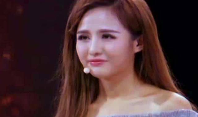 Dùng 1,3 tỷ tiền tiết kiệm của gia đình mua 1 con vịt đồ chơi, cô gái ngã khuỵ khi chuyên gia thẩm định nói: "Xin bạn hãy đứng vững"- Ảnh 1.