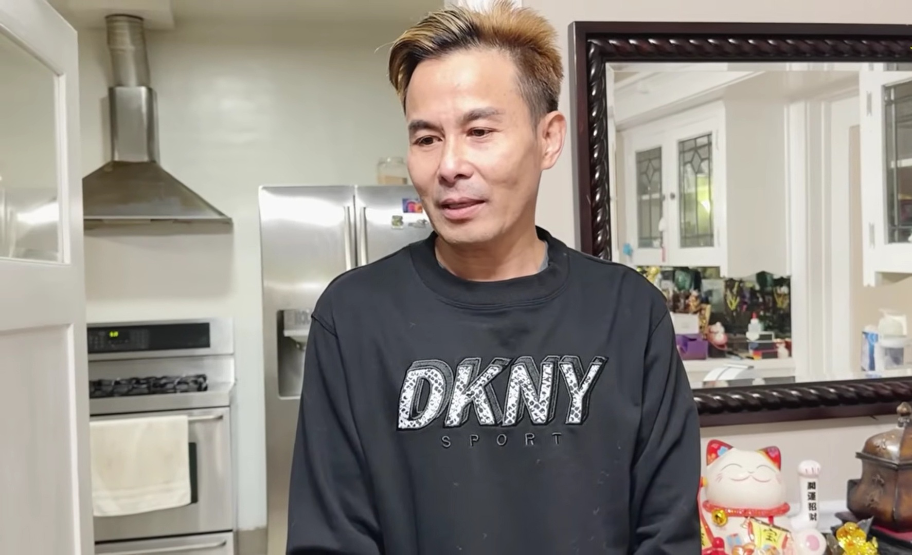 Ca sĩ Phi Vũ thông báo khẩn tình hình sức khỏe- Ảnh 1.