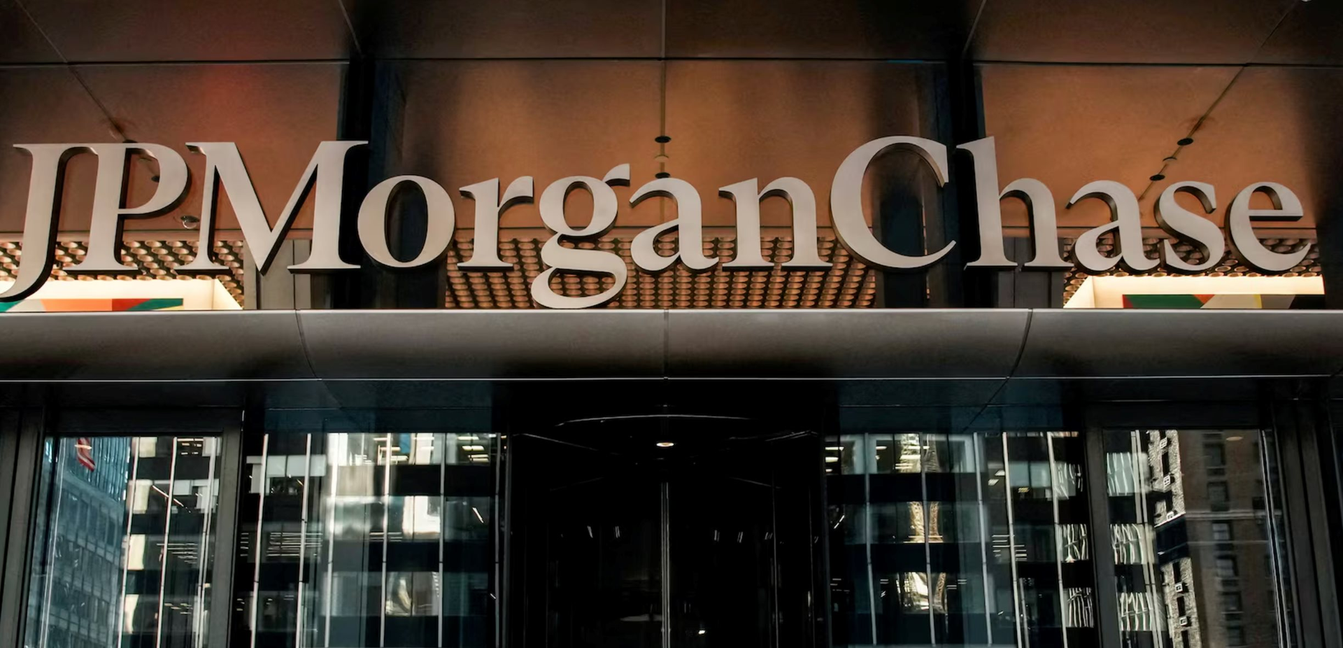 Dữ liệu hàng trăm ngân hàng tại Mỹ bị đe doạ, FBI vội vàng điều tra: Chuyện gì đây?- Ảnh 2.