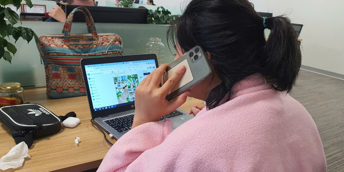 Cô gái ở Hà Nội thực hiện 8 lần chuyển khoản 500 triệu đồng vào dự án của ngân hàng, lần thứ 9 quay xe báo công an- Ảnh 1.