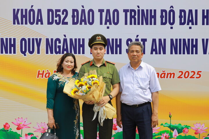 Chân dung thủ khoa Học viện An ninh Nhân dân 23 tuổi- Ảnh 2.