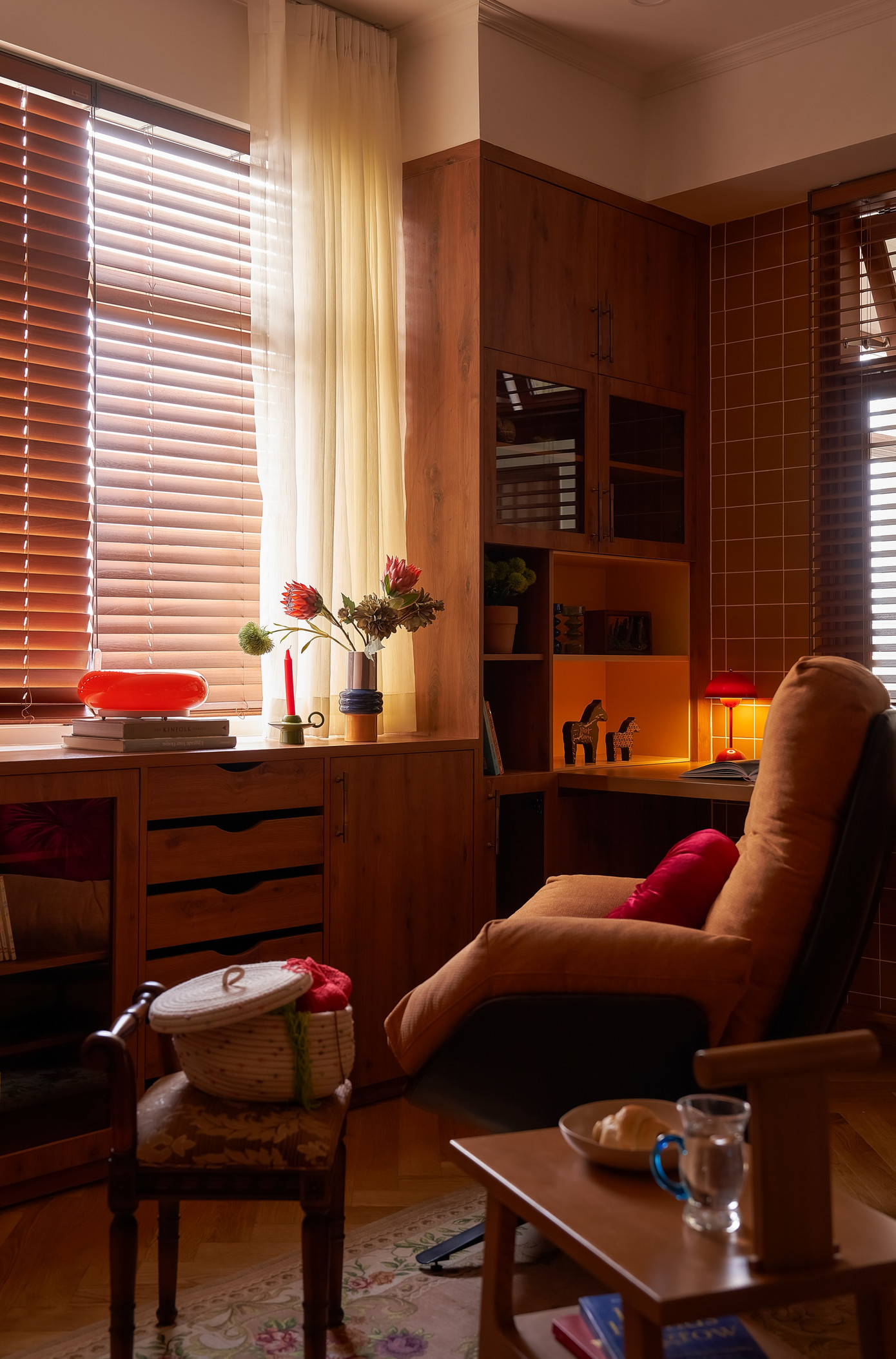 Căn hộ 130m2 được lấy cảm hứng từ những nếp gấp của gỗ- Ảnh 12.