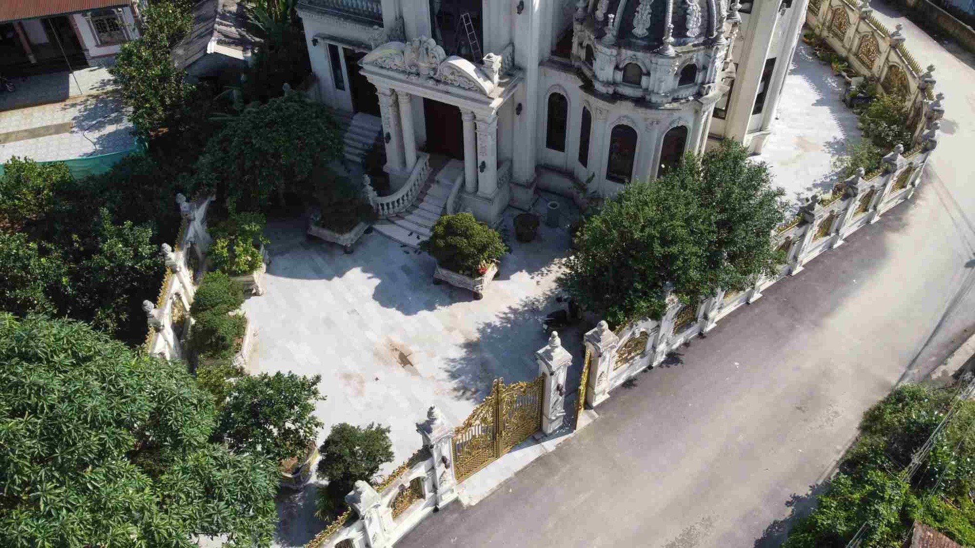 Cơ ngơi Mailisa báo hiếu mẹ già- Ảnh 4. Cơ ngơi Mailisa báo hiếu mẹ già- Ảnh 4.