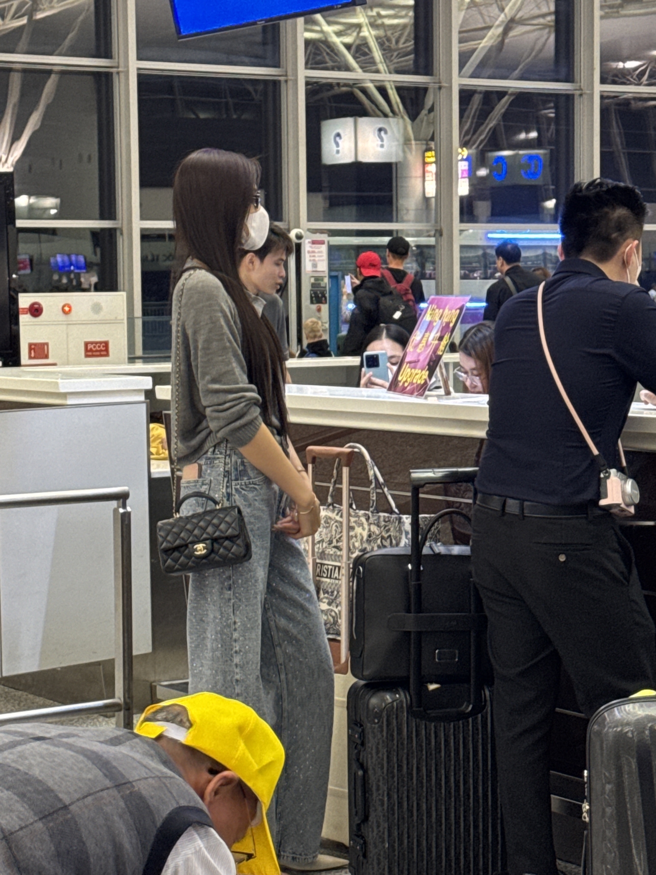 Điều netizen tò mò nhất lúc này về Đỗ Hà sau khi lấy thiếu gia tập đoàn Sơn Hải- Ảnh 2. Điều netizen tò mò nhất lúc này về Đỗ Hà sau khi lấy thiếu gia tập đoàn Sơn Hải- Ảnh 2.