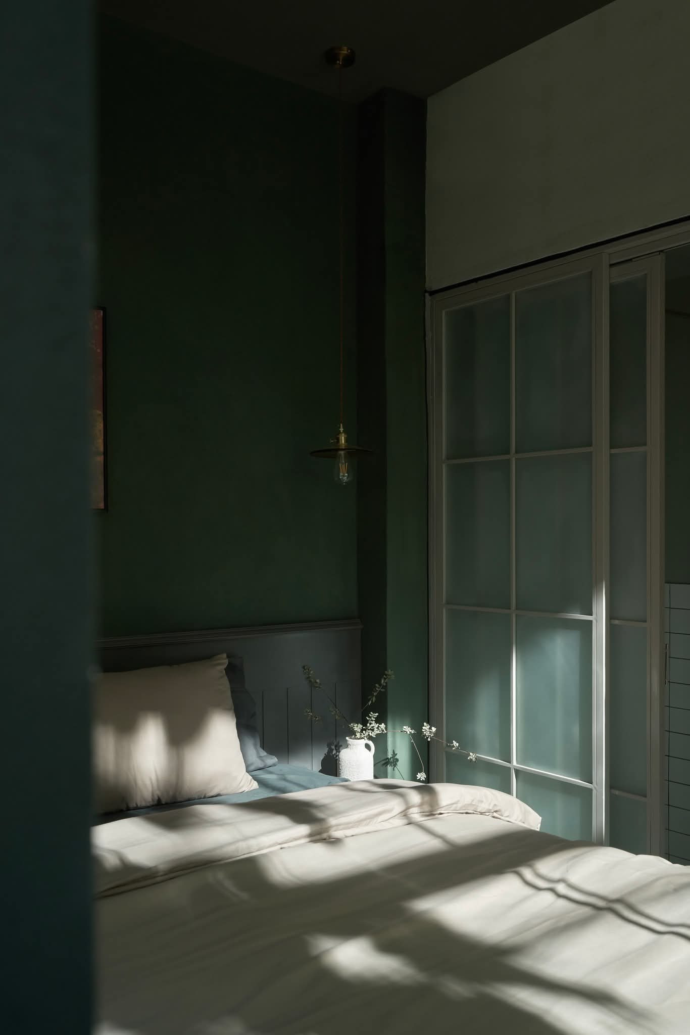 Vẻ đẹp cổ điển trong ngôi nhà được xây dựng từ 1993 tại Huế- Ảnh 9.