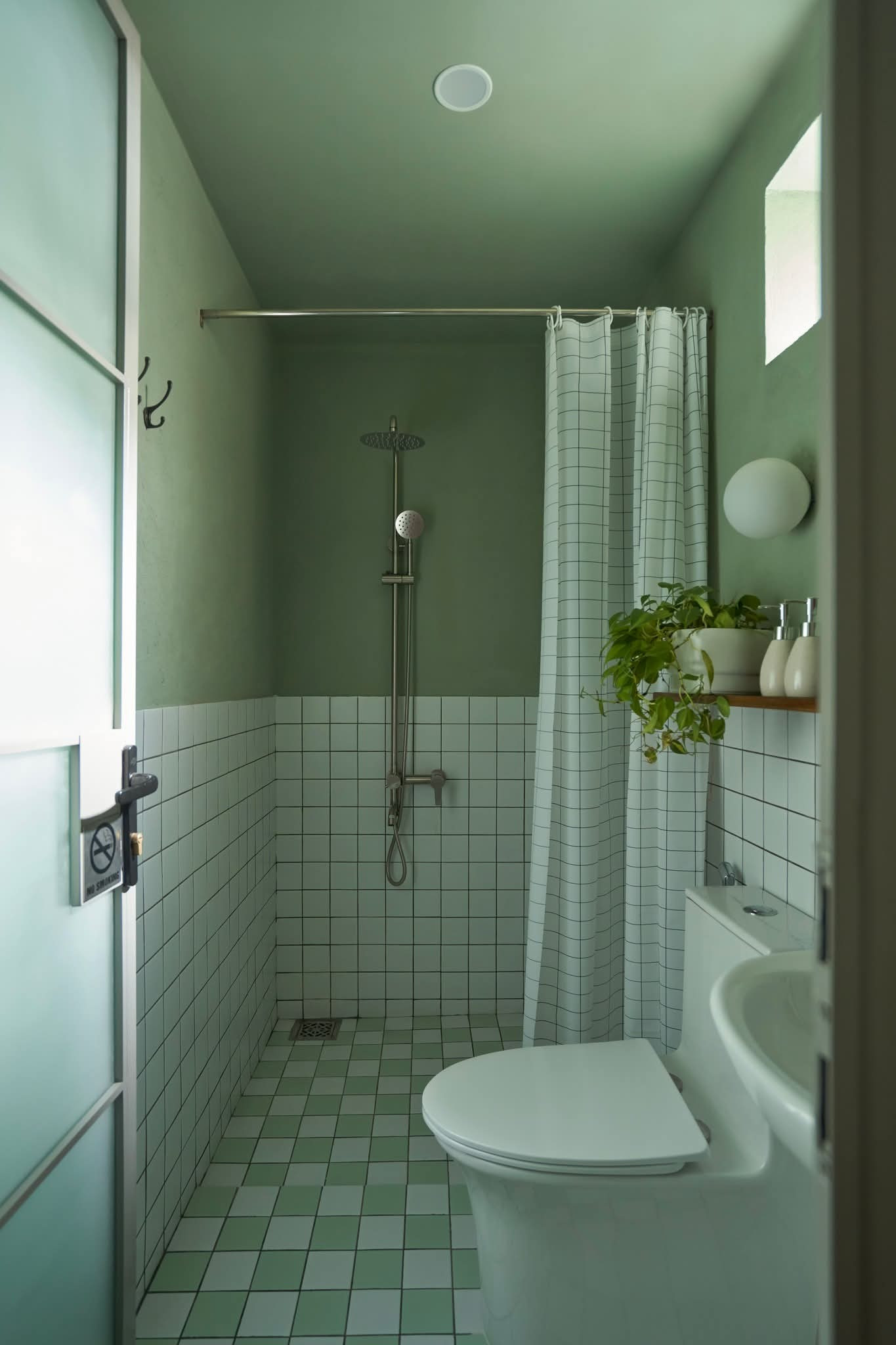 Vẻ đẹp cổ điển trong ngôi nhà được xây dựng từ 1993 tại Huế- Ảnh 12.