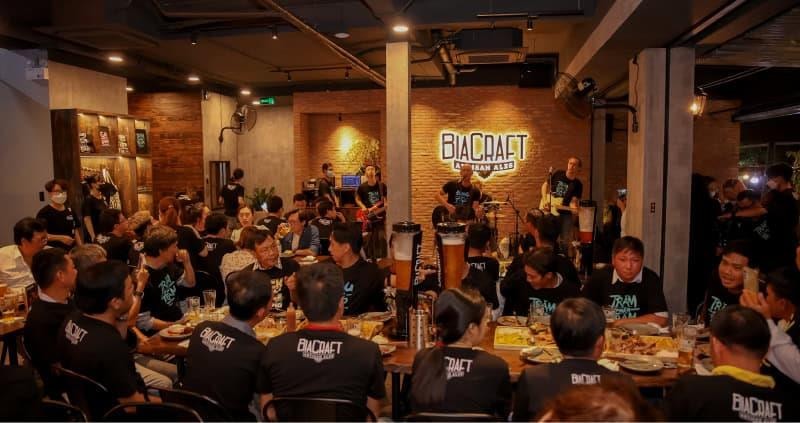 10 năm sau thương vụ bán Wrap&Roll, Hoa khôi thể thao đầu tiên của Việt Nam tái xuất với nhà hàng mới: Tiền sẽ tới sau- Ảnh 2.