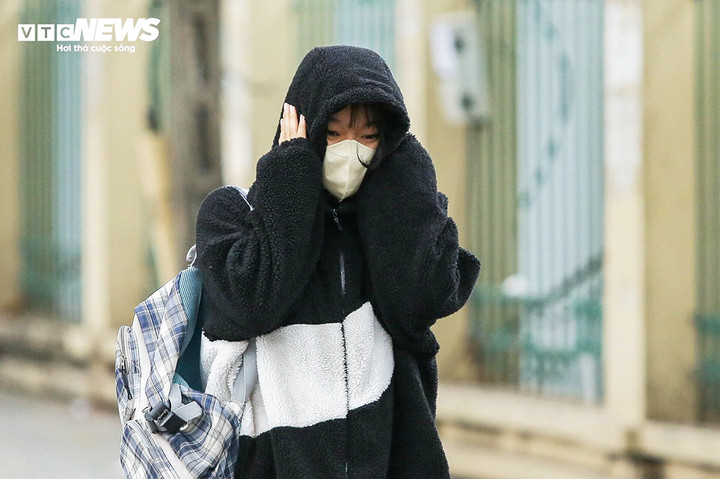 Tin không khí lạnh tăng cường mới nhất: Miền Bắc rét khô, Hà Nội thấp nhất 13°C- Ảnh 1.