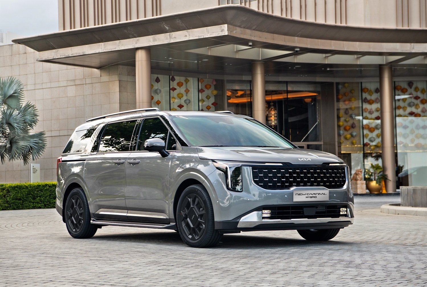 Kia Carnival giảm giá tới 100 triệu tại đại lý, giá thực tế chỉ ngang xe đã qua sử dụng- Ảnh 7.