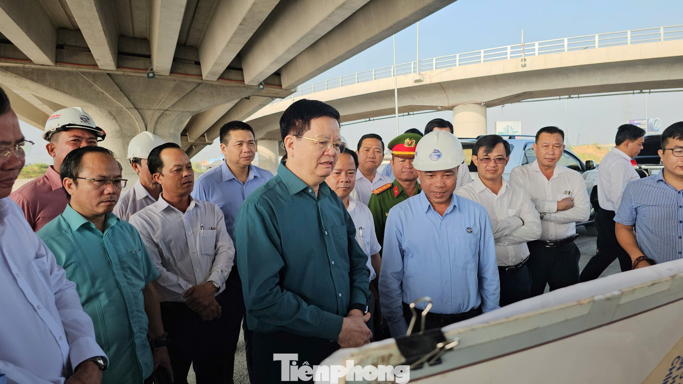 Phó Thủ tướng yêu cầu đẩy nhanh tiến độ Vành đai 3 TPHCM- Ảnh 1.