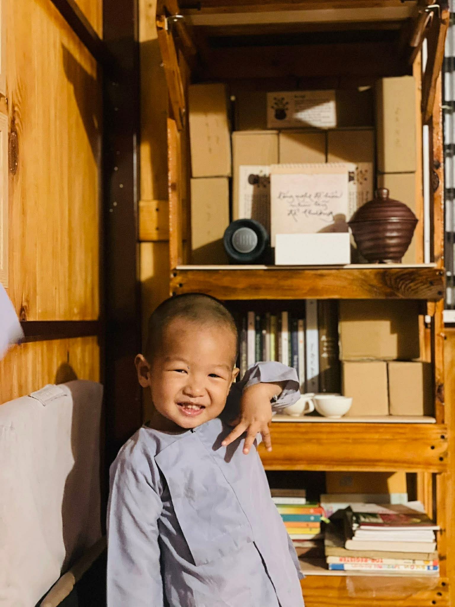 Từng sống trong căn phòng trọ chật chội ở thành phố, vợ chồng trẻ quyết định về quê để con có tuổi thơ trọn vẹn- Ảnh 2.