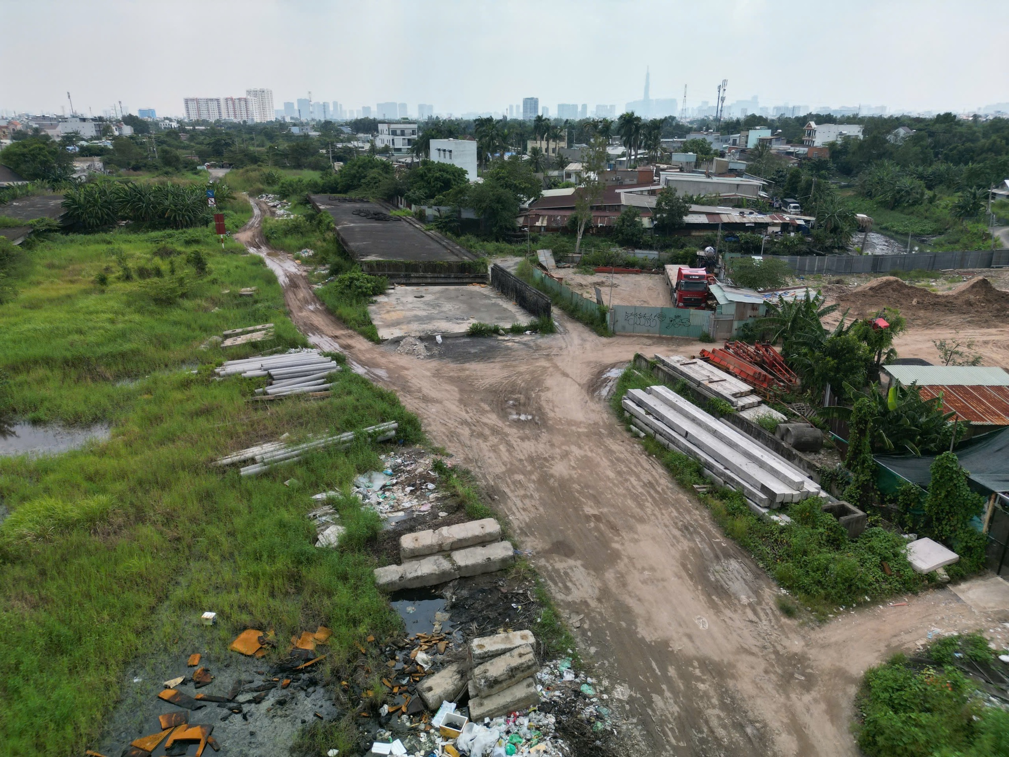 Chuẩn bị khởi công đoạn 1, 2 Vành đai 2; đoạn 3 vẫn đang... “ngon giấc"- Ảnh 2.