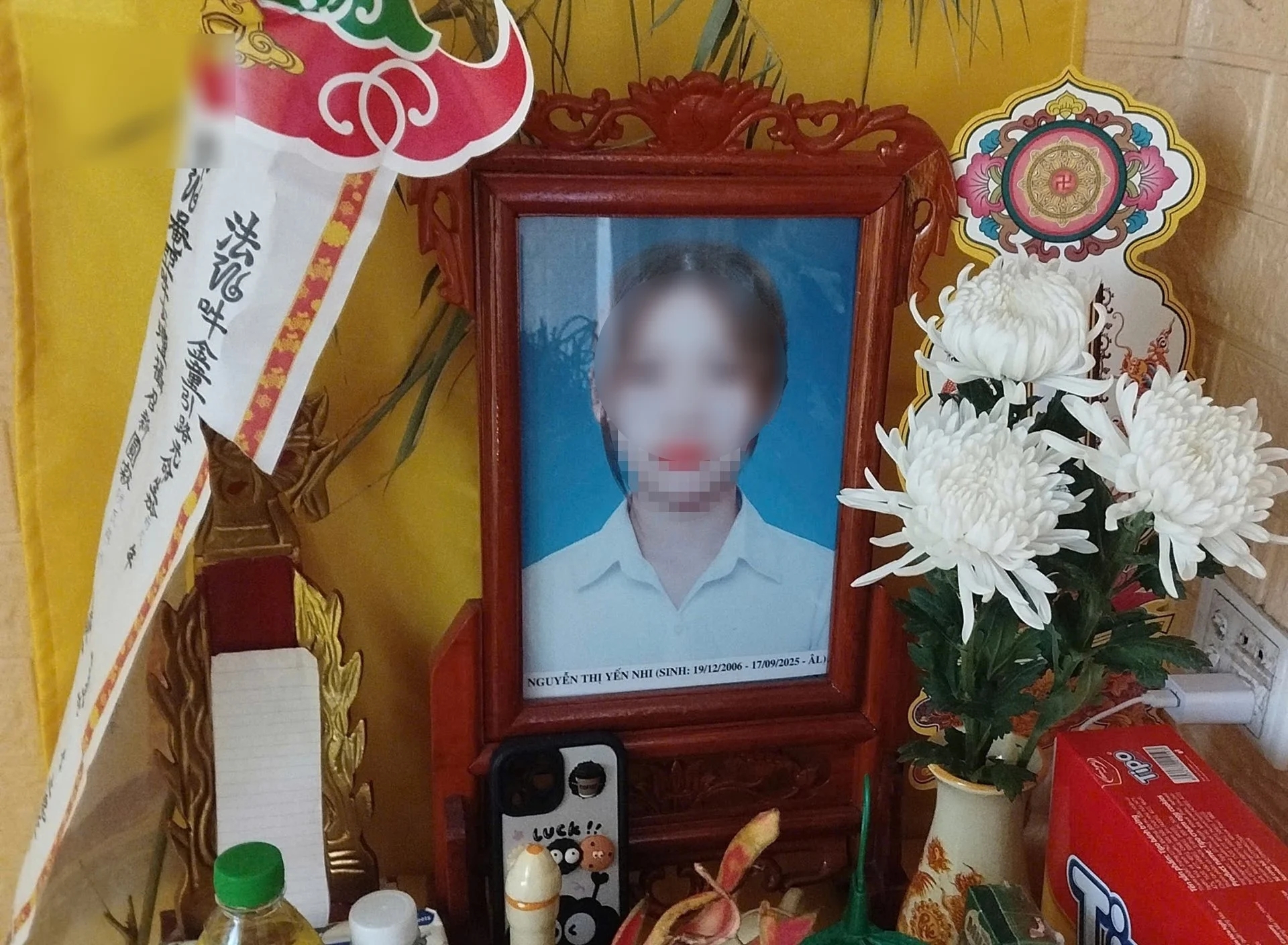 Vụ thi thể bị trói, bỏ vào túi thả trôi sông ở Hưng Yên: Danh tính cô gái xấu số được hé lộ từ hình xăm- Ảnh 1.