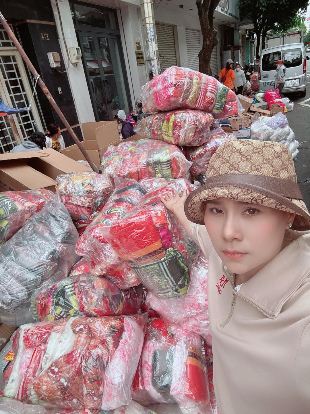 Vụ Đan Trường kêu gọi từ thiện vào tài khoản cá nhân: Chính chủ tiếp tục cập nhật- Ảnh 4. Vụ Đan Trường kêu gọi từ thiện vào tài khoản cá nhân: Chính chủ tiếp tục cập nhật- Ảnh 4.