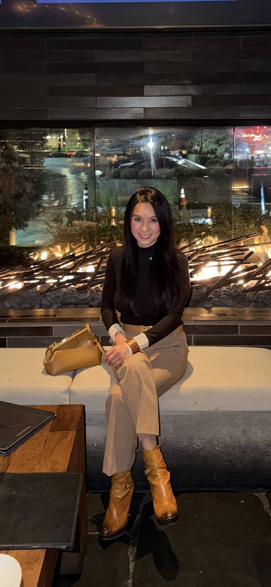 Mỹ nhân duy nhất được Lý Hùng công khai yêu: Là "biểu tượng sexy", từng nhận cát-xê 15 cây vàng, 2 lần đò- Ảnh 7. Mỹ nhân duy nhất được Lý Hùng công khai yêu: Là "biểu tượng sexy", từng nhận cát-xê 15 cây vàng, 2 lần đò- Ảnh 7.