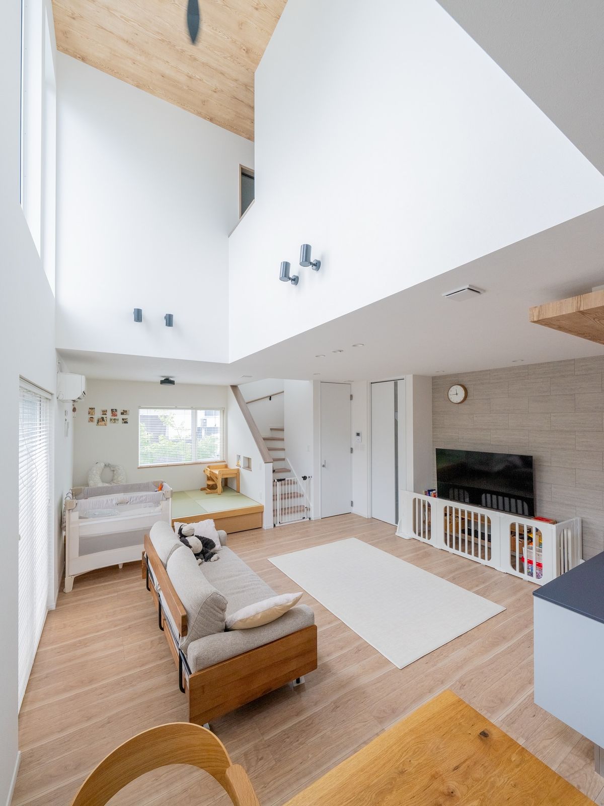 Căn nhà tối giản của mẹ hai con người Nhật sạch đến mức gây sốt: Hàng triệu người xem chỉ để… “được chữa lành”- Ảnh 4. Căn nhà tối giản của mẹ hai con người Nhật sạch đến mức gây sốt: Hàng triệu người xem chỉ để… “được chữa lành”- Ảnh 4.