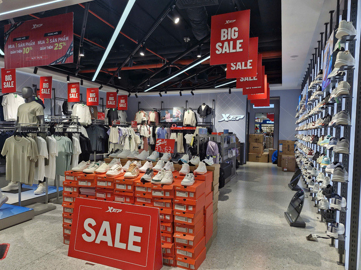 Mùa Black Friday đặc biệt, chưa từng có ở TP.HCM- Ảnh 5.