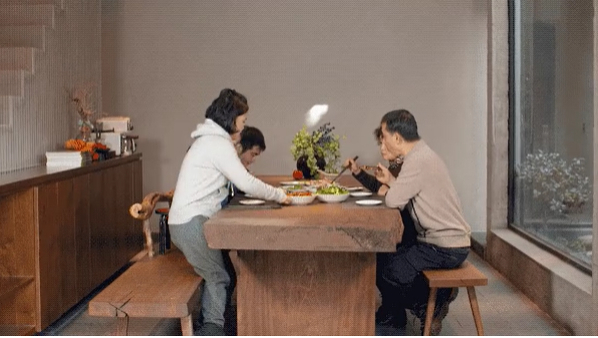 Đau đầu vì ngược xuôi nội ngoại, vợ chồng 8x táo bạo chi 5,5 tỷ đồng xây nhà 200m2 đón cả nhà sống chung: "Đây là tổ ấm thực sự”- Ảnh 9.