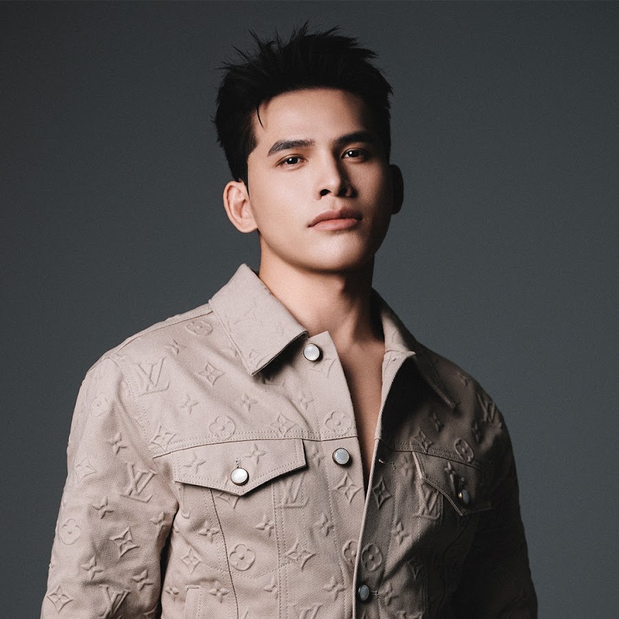 Bạn có nhận ra nam sinh này? Hiện rất nổi tiếng ở Việt Nam, con đường học hành loằng ngoằng nhưng đáng nể- Ảnh 2.