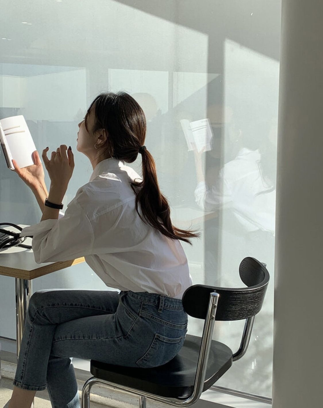 Đi làm 10 năm mới nhận ra 3 kiểu đồng nghiệp tệ hơn lương thấp- Ảnh 1.