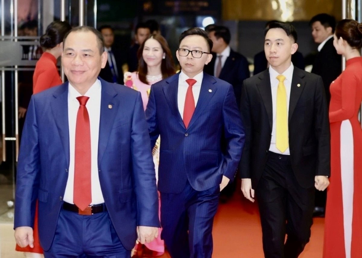 Con trai cả tỷ phú Phạm Nhật Vượng giữ ghế Tổng giám đốc VinMetal, ông Đỗ Tiến Sĩ trở về tái cấu trúc Pomina- Ảnh 1.