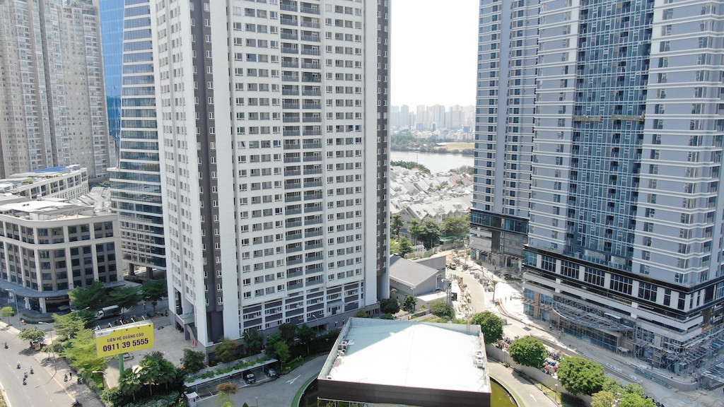 Loạt tuyến phố ở TPHCM 'gánh' hàng trăm tòa chung cư- Ảnh 5.