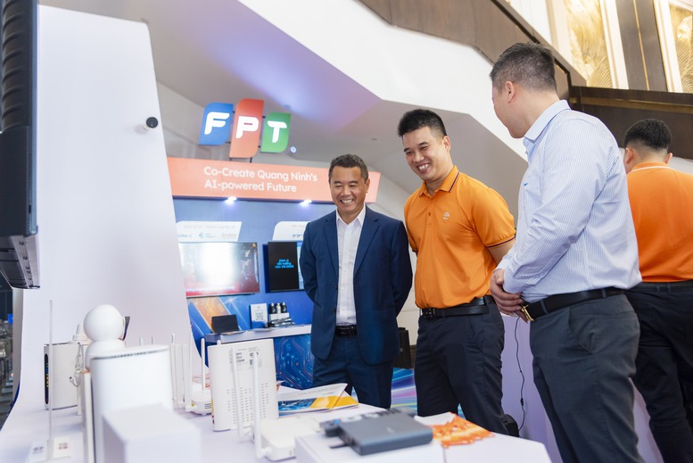 FPT sẵn sàng làm 'tổng công trình sư' phát triển KHCN, đổi mới sáng tạo ở Quảng Ninh- Ảnh 3.