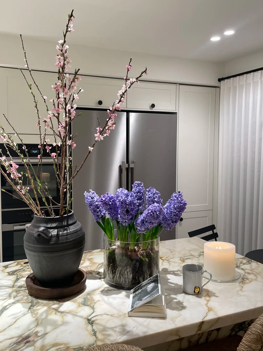 Nhiều chị em đang kháo nhau: Tết này nhất định phải trồng một chậu “hoa của các vị thần”, vừa thơm nhà vừa sang chảnh- Ảnh 5. Nhiều chị em đang kháo nhau: Tết này nhất định phải trồng một chậu “hoa của các vị thần”, vừa thơm nhà vừa sang chảnh- Ảnh 5.