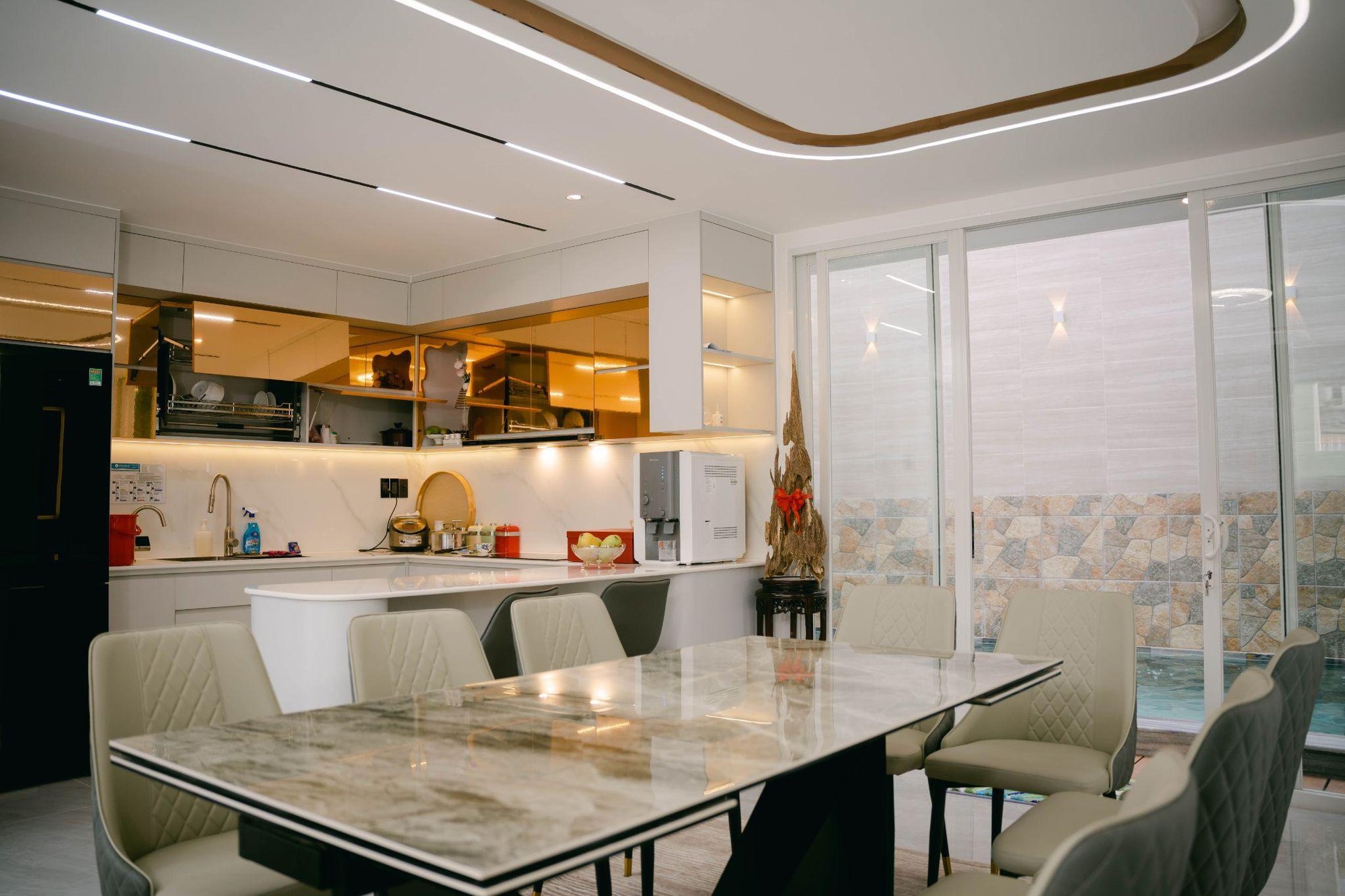 Tài sản chung của Thu Trang - Tiến Luật- Ảnh 4. Tài sản chung của Thu Trang - Tiến Luật- Ảnh 4.