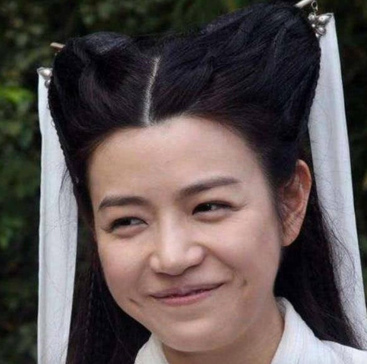 'Tiểu Long Nữ xấu nhất màn ảnh': Từng tốt nghiệp tại Mỹ, U50 trẻ đẹp sau ly hôn- Ảnh 2.