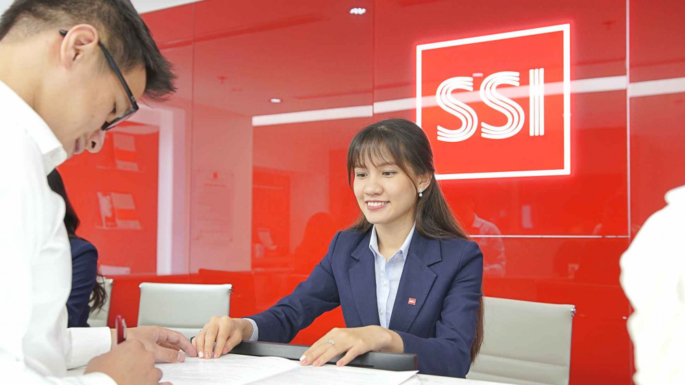 SSI sắp chào bán hơn 415 triệu cổ phiếu rẻ bằng một nửa thị giá- Ảnh 1. SSI sắp chào bán hơn 415 triệu cổ phiếu rẻ bằng một nửa thị giá- Ảnh 1.