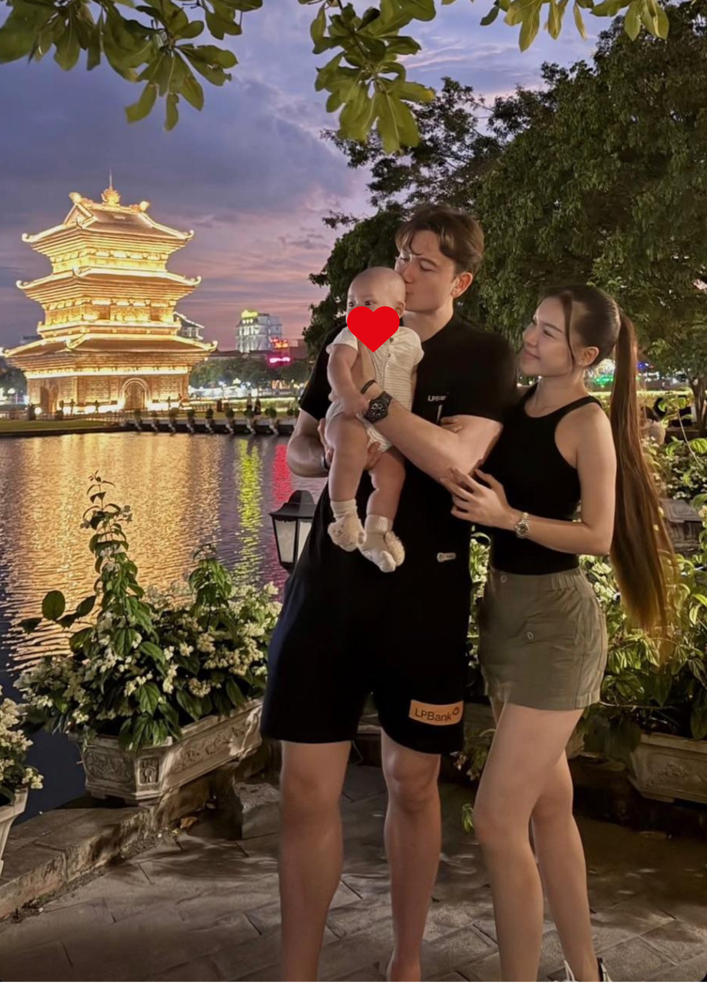 Mê mẩn ngắm visual Yến Xuân - vợ Lâm Tây, mẹ 1 con vóc dáng vẫn sexy bất bại, xinh đẹp bất chấp Mê mẩn ngắm visual Yến Xuân - vợ Lâm Tây, mẹ 1 con vóc dáng vẫn sexy bất bại, xinh đẹp bất chấp