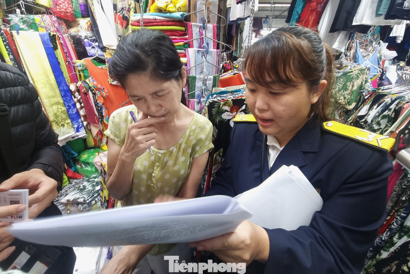 Xóa bỏ thuế khoán: Đi từng chợ, gõ từng quầy có khả thi?- Ảnh 1.