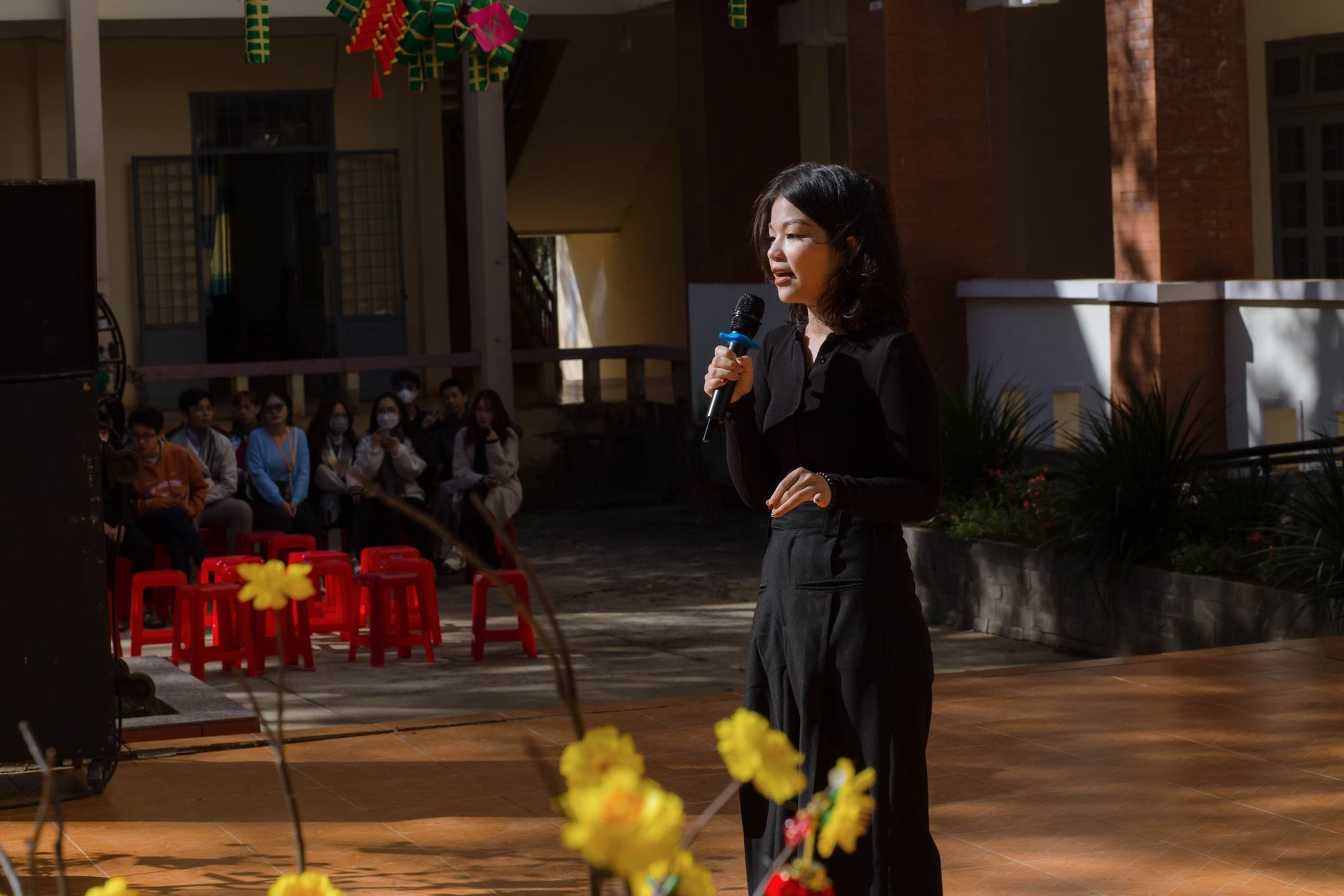 Hơn 1.000km từ thung lũng cà phê đến ngôi trường quốc tế danh tiếng: Hành trình nỗ lực vì đam mê khởi nghiệp của nữ CEO sinh năm 2002- Ảnh 2.