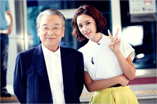 Cả showbiz đến viếng 