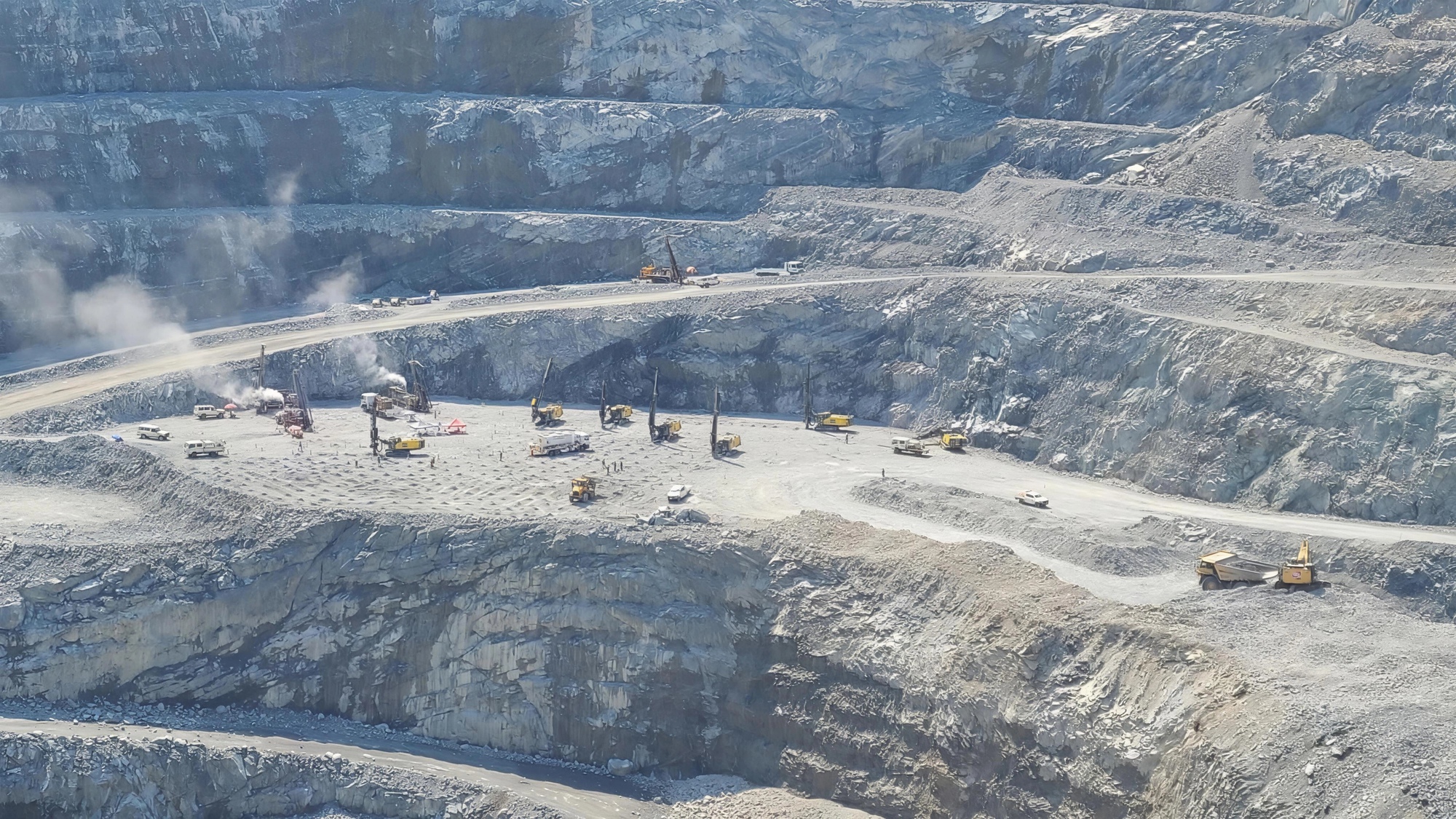 Sau Okvau, Campuchia có thêm 'gà đẻ trứng vàng” Memot: 26 tấn vàng chờ khai thác- Ảnh 1.