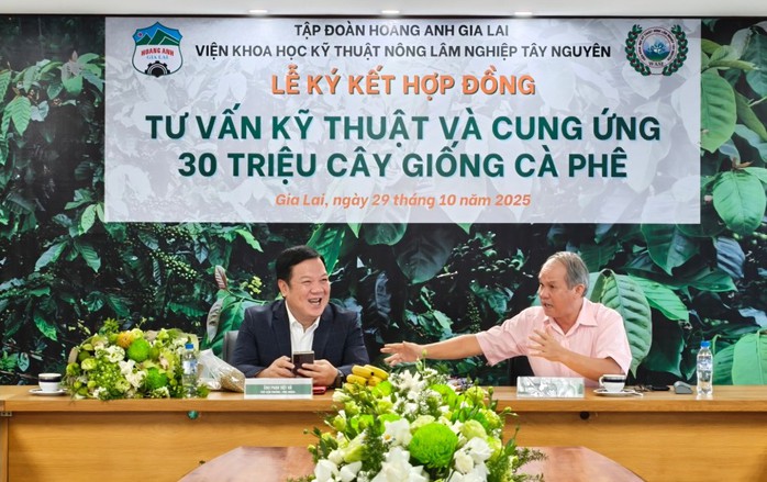 Bầu Đức lần đầu kể chuyện về 3 ân nhân đã cứu HAGL từ vực phá sản- Ảnh 3.