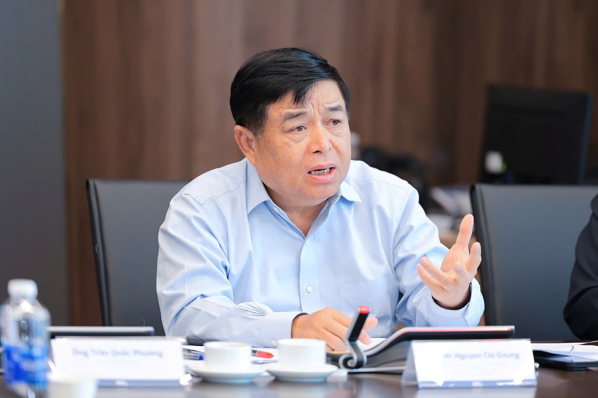 Phó Thủ tướng bàn về phát triển các ngành công nghệ chiến lược với các chuyên gia, doanh nghiệp lớn- Ảnh 1.