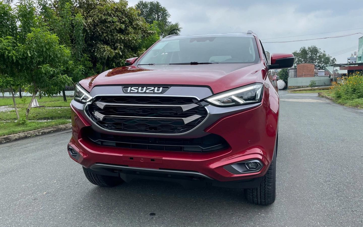 Mẫu SUV Nhật 7 chỗ giảm giá xuống ngang xe cỡ B- Ảnh 1.