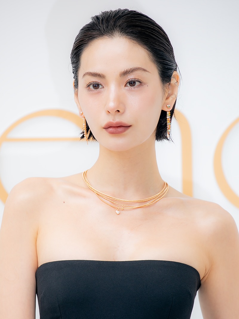 Mỹ nhân đẹp nhất thế giới khiến dân Hàn hoảng sợ- Ảnh 9.