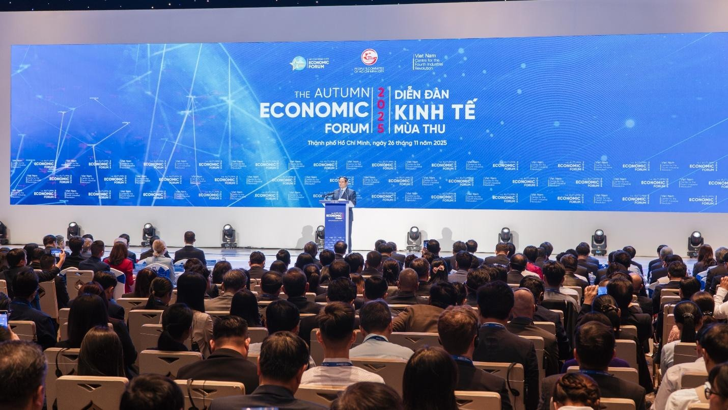 photo-1764161999382 photo-1764161999382