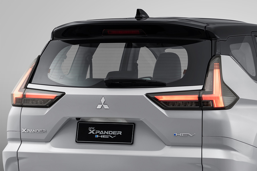 Mitsubishi Xpander được nâng cấp: Ngoại hình thể thao hơn, màn 10inch, ADAS, có móc Isofix cho ghế trẻ em người Việt quan tâm- Ảnh 9. Mitsubishi Xpander được nâng cấp: Ngoại hình thể thao hơn, màn 10inch, ADAS, có móc Isofix cho ghế trẻ em người Việt quan tâm- Ảnh 9.