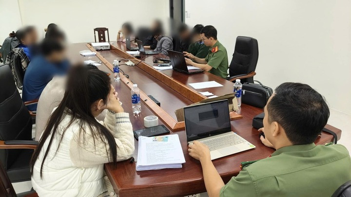 Hơn 8.000 người 'sập bẫy' dự án tiền ảo, bị chiếm đoạt 90 tỷ đồng- Ảnh 1.