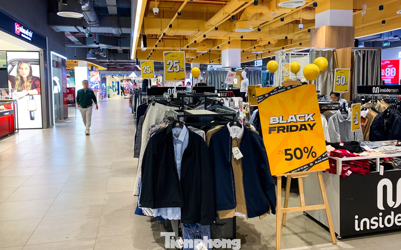 Black Friday giảm giá 'sốc' 90% vẫn ế chỏng ế chơ- Ảnh 7.