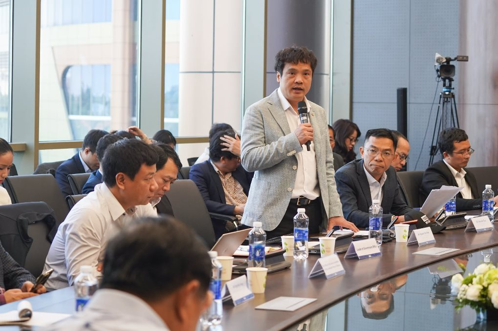 Phó Thủ tướng bàn về phát triển các ngành công nghệ chiến lược với các chuyên gia, doanh nghiệp lớn- Ảnh 2.