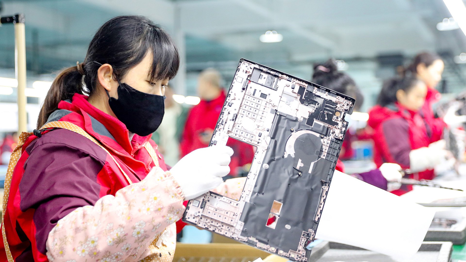 Mua PC, laptop, smartphone ngay trước khi quá muộn: Dự báo giá năm sau sẽ không còn rẻ như hiện tại- Ảnh 2.