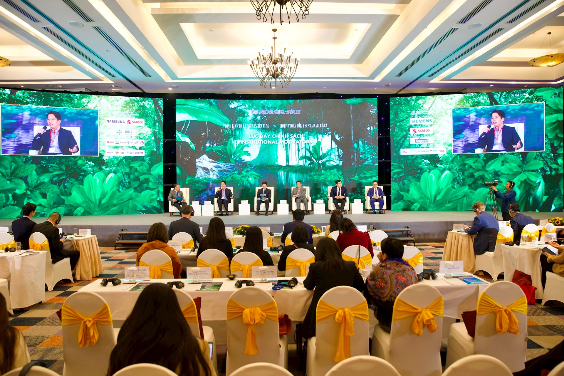 Bài học từ các doanh nghiệp điển hình về chuyển đổi xanh- Ảnh 2.