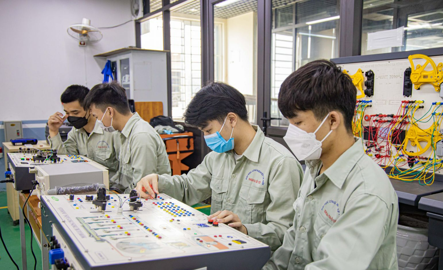 Ngôi trường 127 năm tuổi vừa từ trường đại học lên đại học, đào tạo đa ngành, chất lượng hàng đầu- Ảnh 5.